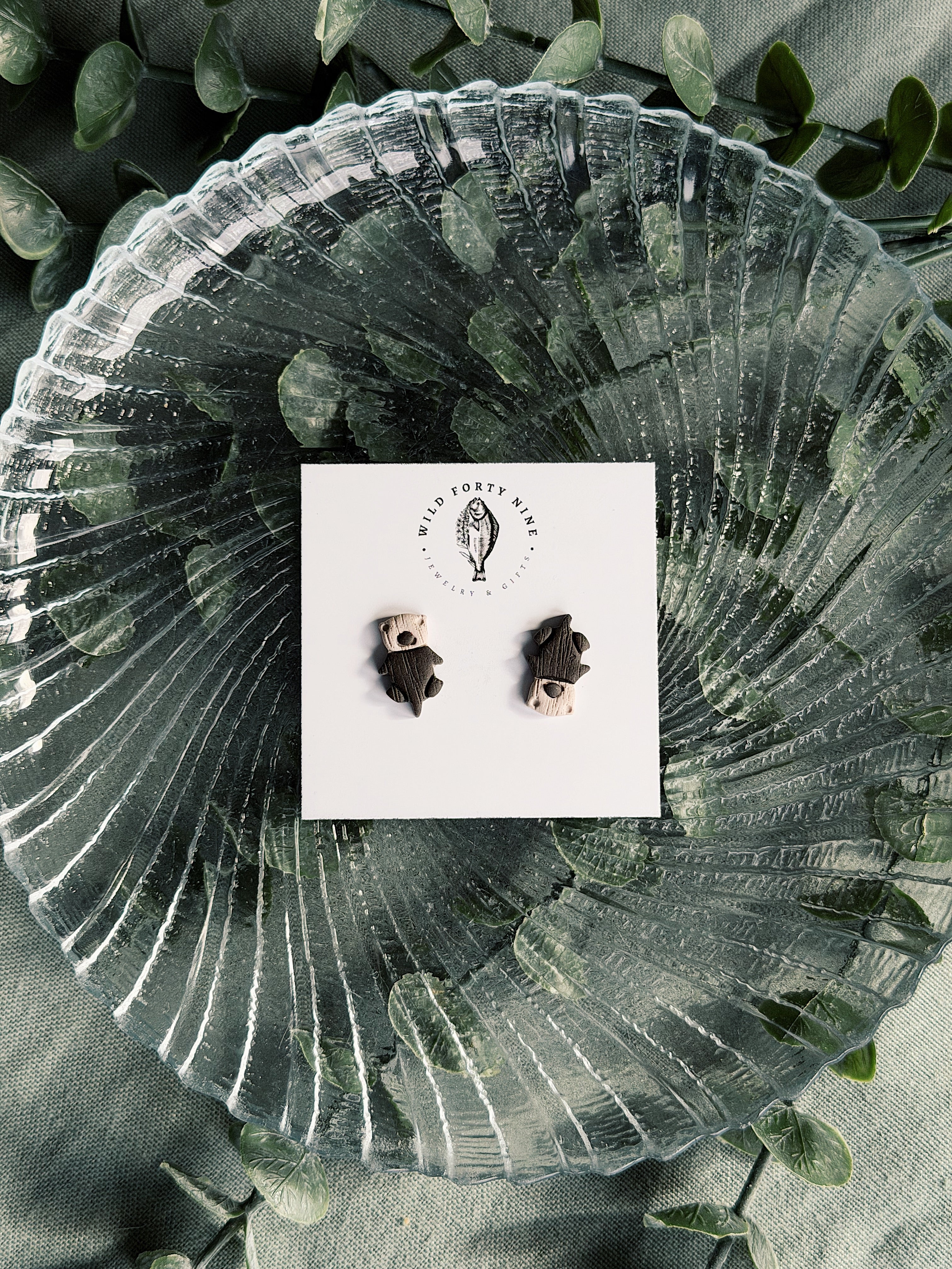 Otter Studs